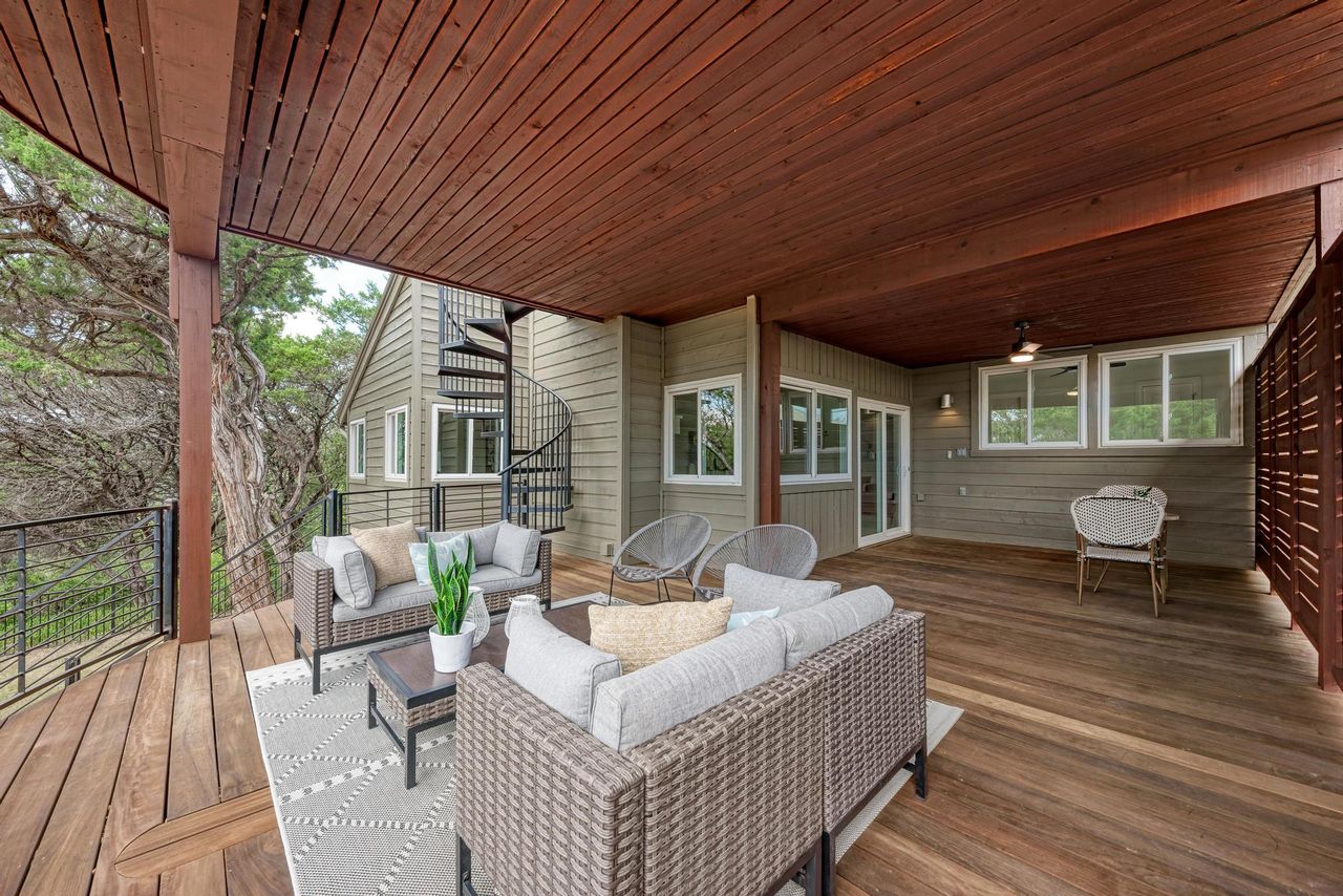 Deck
